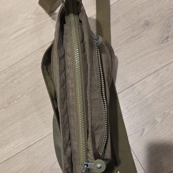 Kipling Bag - Picture 3 of 6